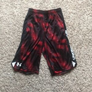 Black and red Under Armour shorts